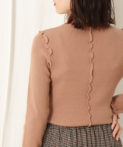 libelle more（リベル モア）の「12Gスフレニット　ハイネックメローニット（ニット/セーター・レディース・ブラック/ラベンダー/ベージュ/オレンジ/マスタード・M/L）」の12枚目の写真