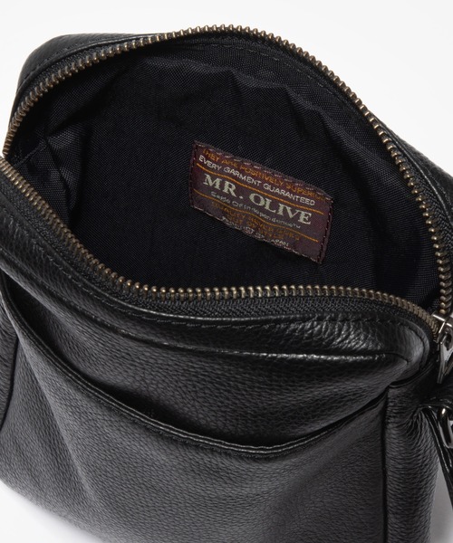 MR.OLIVE(ミスターオリーブ)の「ミラノグラインレザー/ヴァーティカル ミニスクエアショルダーバッグ(ショルダーバッグ・メンズ・ブラック/ホワイト系その他・FREE)」の9枚目の写真