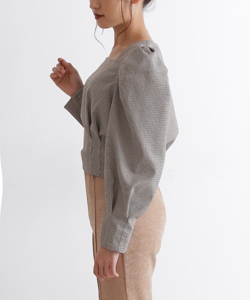 FREE'S MART（フリーズマート）の「◇スクエアネック短丈ボリュームスリーブブラウス（シャツ/ブラウス・レディース・ブラック系その他/ベージュ系その他/レッド系その他/グリーン系その他・FREE）」の10枚目の写真