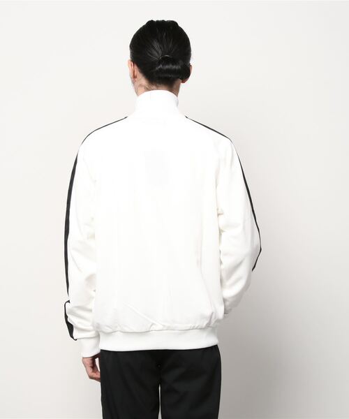 FRED PERRY（フレッドペリー）の「Tonal Tape Track Jacket（ジャージ・メンズ・ホワイト・M/L/S）」の2枚目の写真
