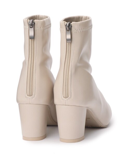 DRESKIP(ドレスキップ)の「◆【内側起毛】あったかストレッチブーツ(ブーツ・レディース・アイボリー/ブラック・25/35/45)」の3枚目の写真