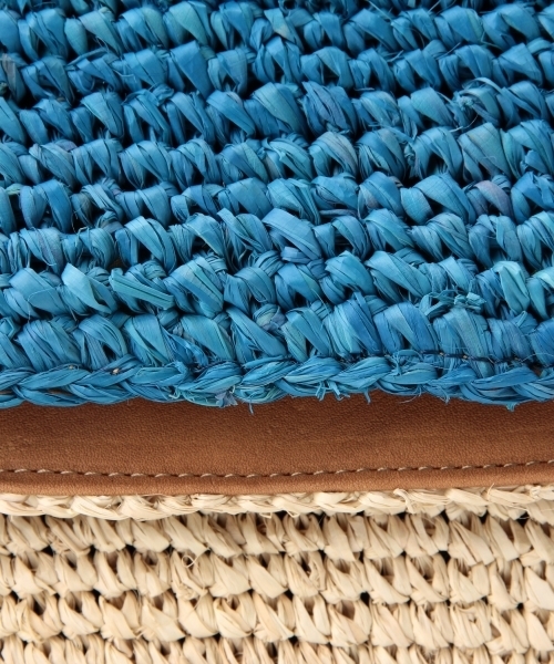 Ray BEAMS（レイビームス）の「BAGMATI / バイカラー クラッチバッグ（クラッチバッグ・レディース・イエロー/ブルー・ONE SIZE）」の17枚目の写真