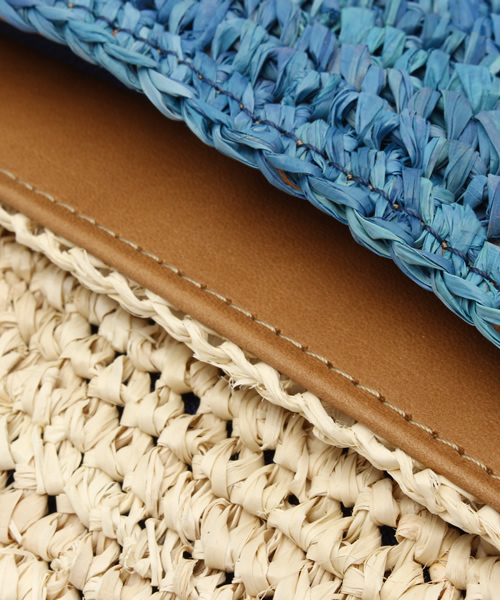 Ray BEAMS（レイビームス）の「BAGMATI / バイカラー クラッチバッグ（クラッチバッグ・レディース・イエロー/ブルー・ONE SIZE）」の9枚目の写真