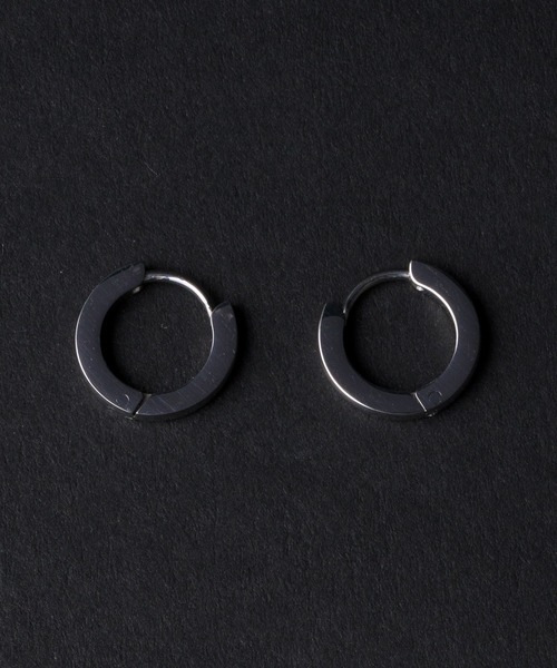 ADRER（アドラー）の「ステンレスピアス（ピアス（両耳用）・メンズ・シルバー/ゴールド・FREE）」の3枚目の写真