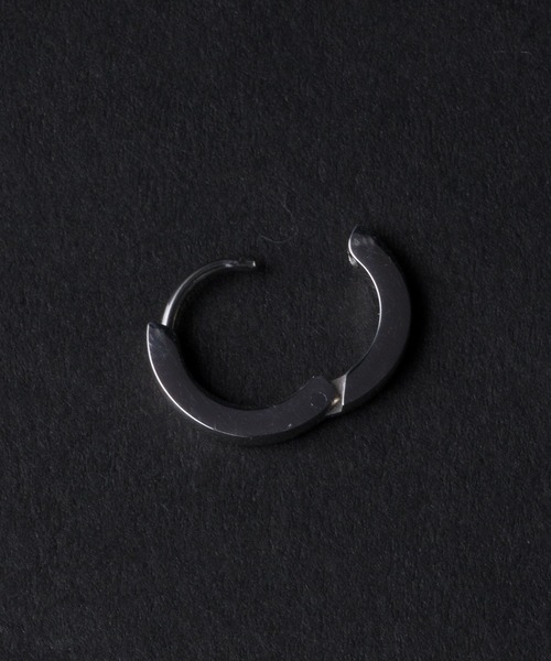 ADRER（アドラー）の「ステンレスピアス（ピアス（両耳用）・メンズ・シルバー/ゴールド・FREE）」の5枚目の写真