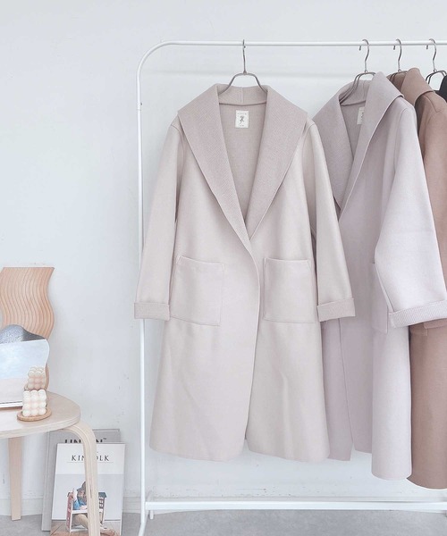 AS KNOW AS plus（アズノゥアズプラス）の「◇Wフェイスロングコート（チェスターコート・レディース・ブラック/アイボリー/モカ/グレイッシュベージュ・FREE）」の2枚目の写真