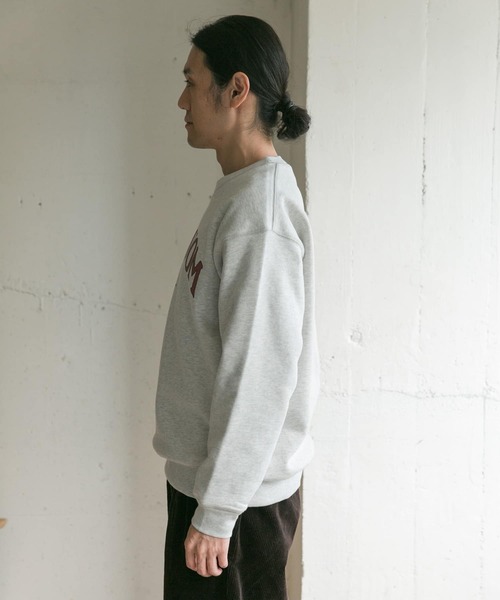 URBAN RESEARCH DOORS（アーバンリサーチドアーズ）の「裏起毛カレッジプリントスウェット（スウェット・メンズ・ネイビー/グリーン/ホワイト系その他・40/38）」の4枚目の写真