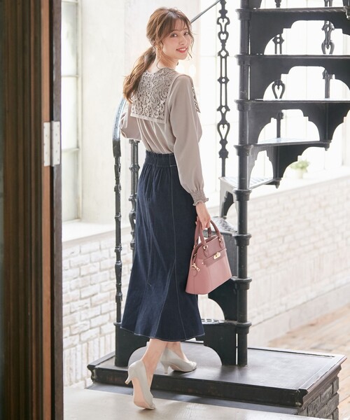 ANY SIS(エニィスィス)の「【美人百花9月号掲載】レディモードデニム スカート(デニムスカート・レディース・ネイビー系/ベージュ系・4)」の4枚目の写真