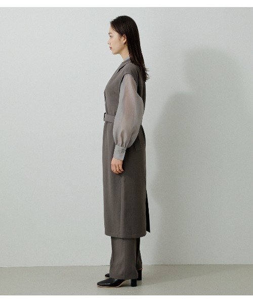 AZUL by moussy（アズールバイマウジー）の「TWILL TAILORED VEST/ツイルテイラードベスト（ベスト・レディース・ライトブルー/スモークピンク/チャコールグレー/アイボリー・MEDIUM/SMALL）」の18枚目の写真