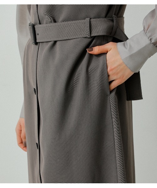 AZUL by moussy（アズールバイマウジー）の「TWILL TAILORED VEST/ツイルテイラードベスト（ベスト・レディース・ライトブルー/スモークピンク/チャコールグレー/アイボリー・MEDIUM/SMALL）」の22枚目の写真