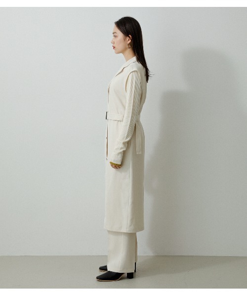 AZUL by moussy（アズールバイマウジー）の「TWILL TAILORED VEST/ツイルテイラードベスト（ベスト・レディース・ライトブルー/スモークピンク/チャコールグレー/アイボリー・MEDIUM/SMALL）」の9枚目の写真