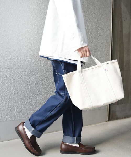 SHIPS any（シップス エニィ）の「*SHIPS any: STANDARD エンブレムロゴ トートバッグ M◇（トートバッグ・メンズ・オフホワイト・MEDIUM）」の3枚目の写真