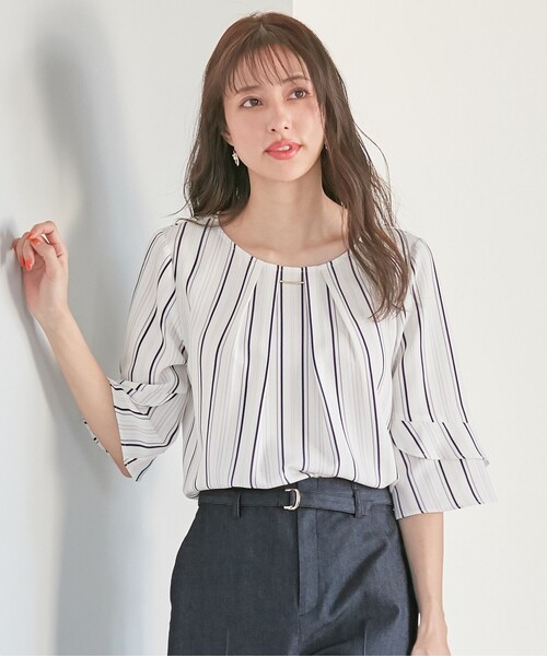 ANY SIS（エニィスィス）の「【洗える】ラッフルフレアージョーゼット ブラウス（シャツ/ブラウス・レディース・ホワイト系/ライトグレー系1/ネイビー系1/ライラック系・2）」の3枚目の写真