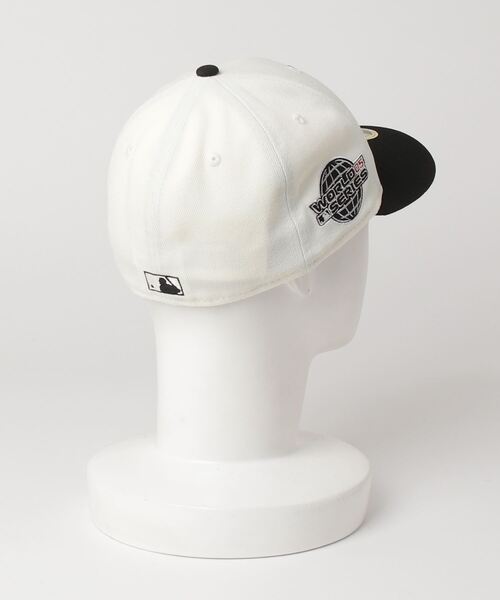 NEW ERA(ニューエラ)の「NEW ERA/ニューエラ キャップ LP 59FIFTY シカゴ・ホワイトソックス カスタムカラー 70658843(キャップ・メンズ・ホワイト×ブラック・7/7 1/8/7 1/4/7 1/2/7 3/8)」の2枚目の写真