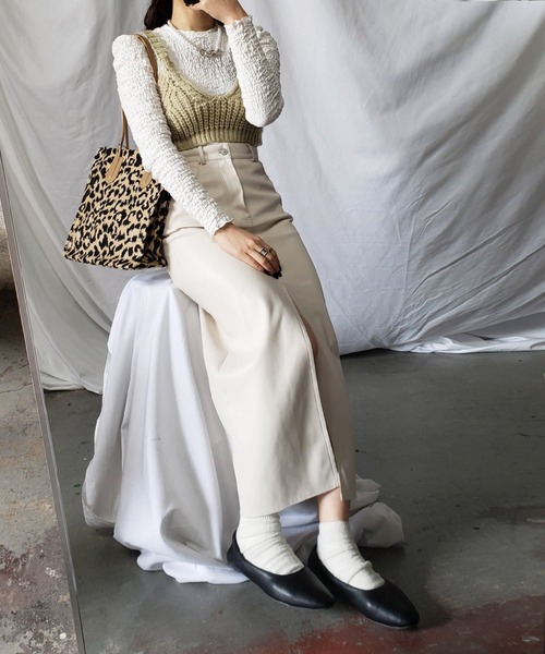 me+em select（ミームセレクト）の「【2点セットアイテム】シャーリングパフブラウス＋ローゲージニットビスチェ　SET（Tシャツ/カットソー・レディース・パープル/オリーブ/ブルー/マスタード/モカ・FREE）」の15枚目の写真