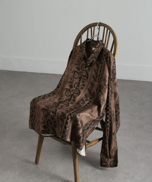 NILWAY（ニルウェイ）の「アソート総柄トロミジョーゼットオーバーサイズ長袖シャツ（シャツ/ブラウス・メンズ・ホワイト系/ホワイト系1/ブラック系/ブラック系1/ブラック系2/ブラウン系/ブラウン系1/ベージュ系/ベージュ系1/グリーン系/ホワイト系2/ベージュ系2/グリーン系1/ブラウン系2/ブラック系3/グレー系/グリーン系2/ネイビー系/グレー系1/ブルー系/ブラック系4/ブラック系5/グレー系2・MEDIUM/LARGE）」の14枚目の写真