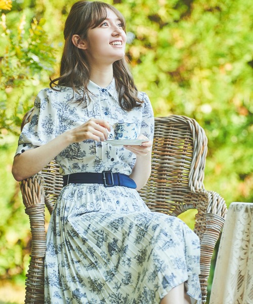 LAISSE PASSE(レッセパッセ)の「ラインフラワーシャツワンピース(シャツワンピース・レディース・スモークピンク/アイボリー・SMALL/MEDIUM)」の5枚目の写真