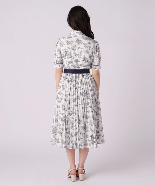 LAISSE PASSE(レッセパッセ)の「ラインフラワーシャツワンピース(シャツワンピース・レディース・スモークピンク/アイボリー・SMALL/MEDIUM)」の11枚目の写真