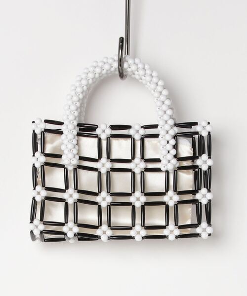 COMMON WARE（コモンウェアー）の「EM:おはなビーズバッグ ミニハンドバッグ（ハンドバッグ・レディース・ホワイト/ブラック/ベージュ・FREE）」の12枚目の写真
