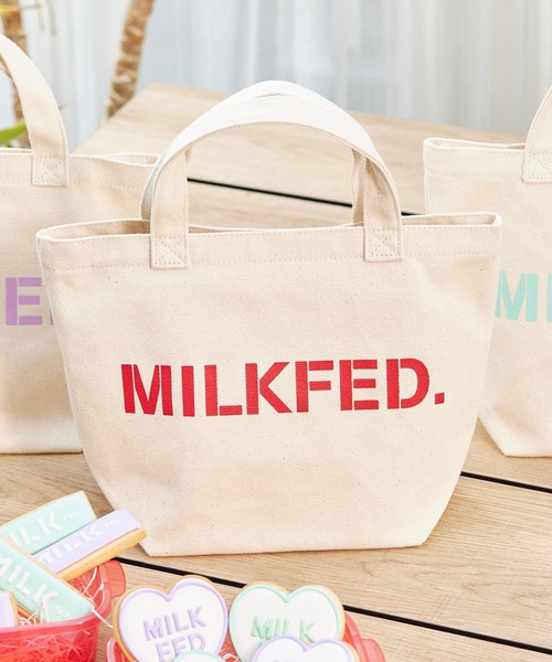 MILKFED.(ミルクフェド)の「LIFE STYLE|MILKFED. LUNCH TOTE RED(トートバッグ・レディース・ホワイト/ブラック・ONE SIZE)」の13枚目の写真