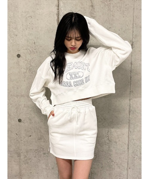 ENVYM（アンビー）の「ステッチロゴショートＰＯ（スウェット・レディース・ホワイト/ブラック/グリーン・FREE）」の2枚目の写真