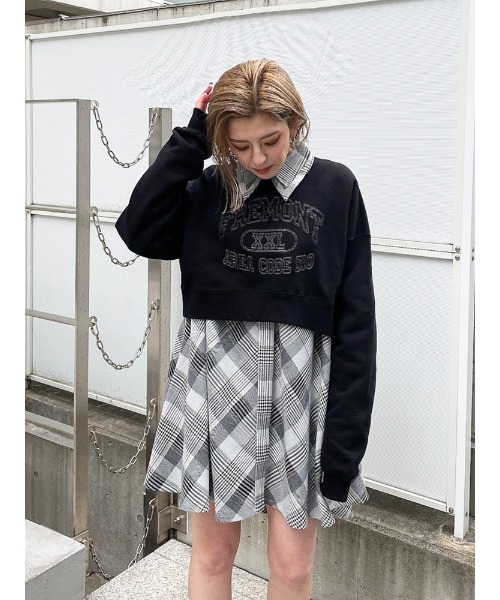 ENVYM（アンビー）の「ステッチロゴショートＰＯ（スウェット・レディース・ホワイト/ブラック/グリーン・FREE）」の10枚目の写真