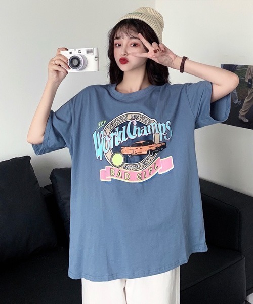 BASQUE magenta（バスクマゼンタ）の「ヴィンテージデザインプリントビッグシルエットTシャツ（Tシャツ/カットソー・レディース・ホワイト/ブラック/パープル/ブルー/ホワイト系・FREE）」の12枚目の写真