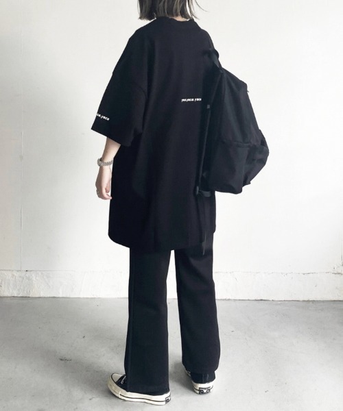 YACA（ヤーカ）の「yaca mini logo tee/ヤーカミニロゴT【unisex item】（Tシャツ/カットソー・レディース・ホワイト/ブラック・FREE）」の16枚目の写真
