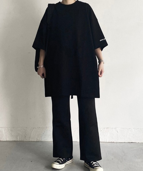 YACA（ヤーカ）の「yaca mini logo tee/ヤーカミニロゴT【unisex item】（Tシャツ/カットソー・レディース・ホワイト/ブラック・FREE）」の17枚目の写真