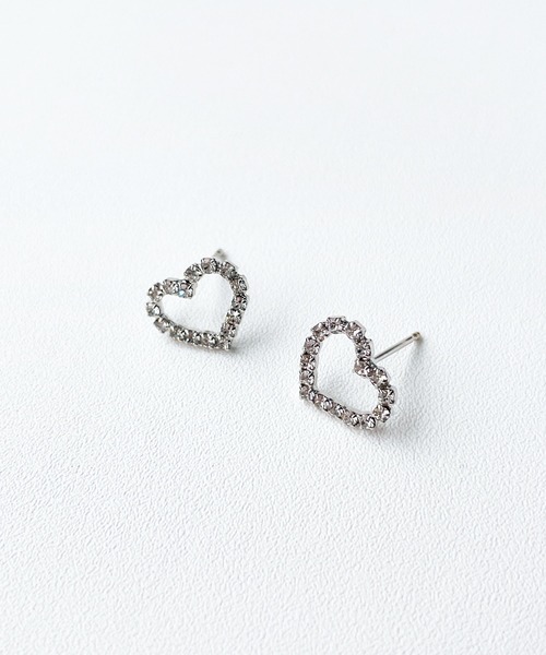 CEMONEMO(セモネモ)の「【金属アレルギー対応】 キュービック オープンハートピアス / silver925ポスト(ピアス(両耳用)・レディース・シルバー/ゴールド・FREE)」の2枚目の写真