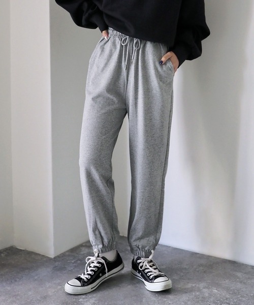 Riberry(リベリー)の「カラースウェットパンツ(スウェットパンツ・レディース・ホワイト/パープル/ピンク/オレンジ/グリーン/グレー・MEDIUM)」の3枚目の写真