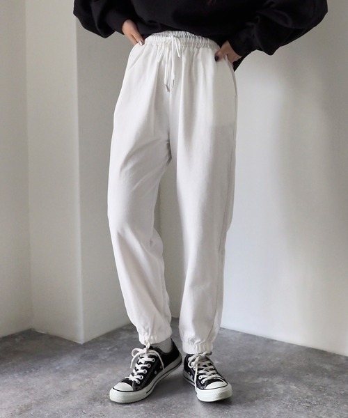 Riberry(リベリー)の「カラースウェットパンツ(スウェットパンツ・レディース・ホワイト/パープル/ピンク/オレンジ/グリーン/グレー・MEDIUM)」の2枚目の写真