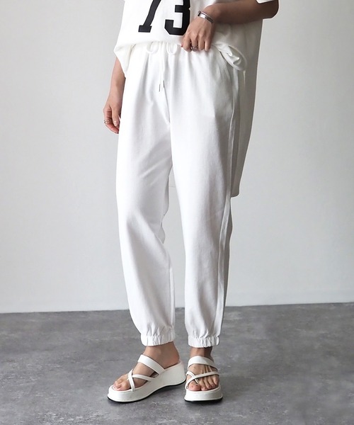 Riberry(リベリー)の「カラースウェットパンツ(スウェットパンツ・レディース・ホワイト/パープル/ピンク/オレンジ/グリーン/グレー・MEDIUM)」の7枚目の写真