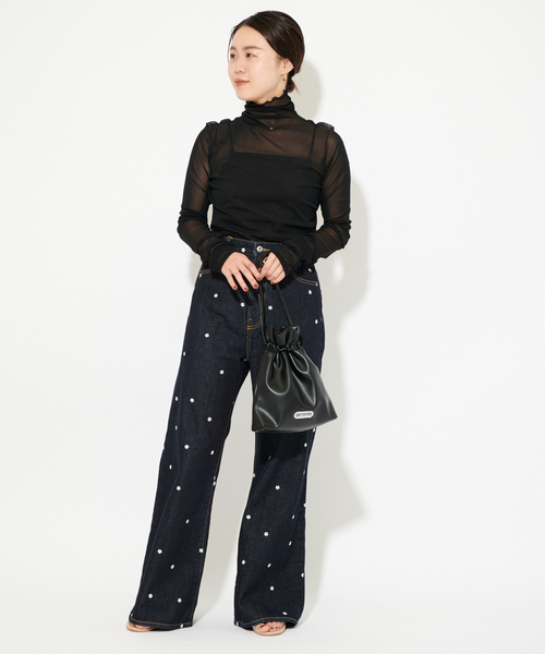 U by SPICK&SPAN(ユーバイスピックアンドスパン)の「【OUTDOOR DRODUCTS/アウトドアプロダクツ】 Drowstring BAG(ショルダーバッグ・レディース・ブラック/カーキ・FREE)」の22枚目の写真