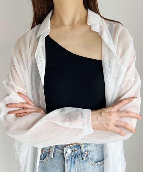 CLEA(クレア)の「カップ付アシメクロップタンクキャミ(タンクトップ・レディース・ホワイト/チャコールグレー/ブラック/ベージュ・FREE)」の11枚目の写真