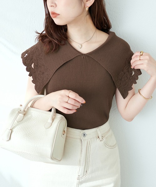 natural couture(ナチュラルクチュール)の「WEB限定カラー有り/刺繍衿強撚リブニット(ニット/セーター・レディース・ブラック/ブラウン/オフホワイト/オレンジ/グリーン・FREE)」の4枚目の写真