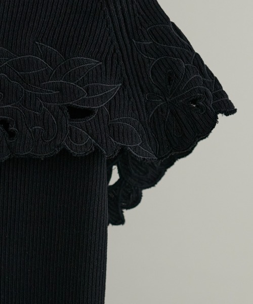 natural couture(ナチュラルクチュール)の「WEB限定カラー有り/刺繍衿強撚リブニット(ニット/セーター・レディース・ブラック/ブラウン/オフホワイト/オレンジ/グリーン・FREE)」の15枚目の写真