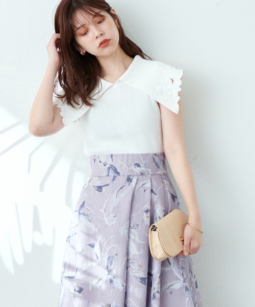 natural couture(ナチュラルクチュール)の「WEB限定カラー有り/刺繍衿強撚リブニット(ニット/セーター・レディース・ブラック/ブラウン/オフホワイト/オレンジ/グリーン・FREE)」の6枚目の写真