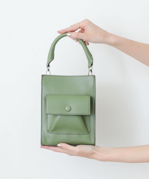 SENSE OF PLACE by URBAN RESEARCH(センスオブプレイスバイアーバンリサーチ)の「2WAYポケットスクエアショルダーバッグ(ショルダーバッグ・レディース・ブラック/オレンジ/ライトベージュ/グリーン・ONE)」の3枚目の写真