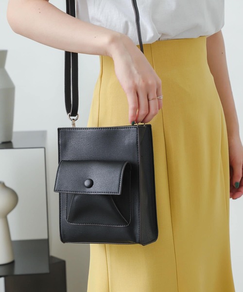 SENSE OF PLACE by URBAN RESEARCH(センスオブプレイスバイアーバンリサーチ)の「2WAYポケットスクエアショルダーバッグ(ショルダーバッグ・レディース・ブラック/オレンジ/ライトベージュ/グリーン・ONE)」の17枚目の写真
