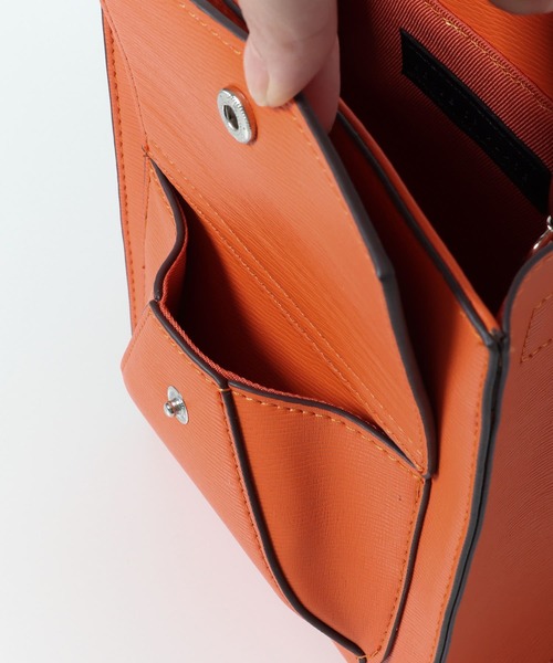 SENSE OF PLACE by URBAN RESEARCH(センスオブプレイスバイアーバンリサーチ)の「2WAYポケットスクエアショルダーバッグ(ショルダーバッグ・レディース・ブラック/オレンジ/ライトベージュ/グリーン・ONE)」の9枚目の写真