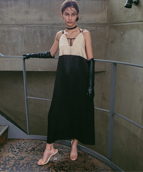 スーツ・フォーマル・ドレス sahara Cross Neck JQ Sleeve Dress sahara Cross Neck JQ Sleeve Dress - メルカリ