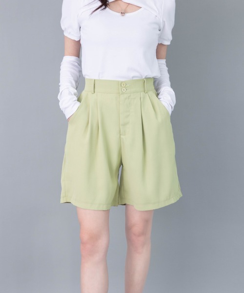 solleim(ソルレム)の「ツータックショートパンツ(その他パンツ・レディース・ブラック/ベージュ/グリーン・M)」の10枚目の写真