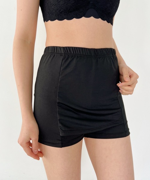 CLEA（クレア）の「Y字ラインカバーペチコート（インナーウェア/肌着・レディース・ホワイト/ブラック/ベージュ/ライトベージュ・FREE）」の3枚目の写真