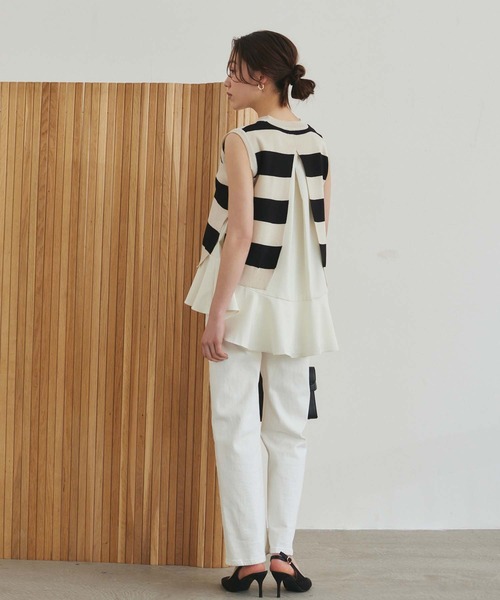 Edit Sheen（エディットシーン）の「ぺプラムインナーブラウス付きボーダーノースリニット（ニット/セーター・レディース・グレー/ブラック・M）」の12枚目の写真