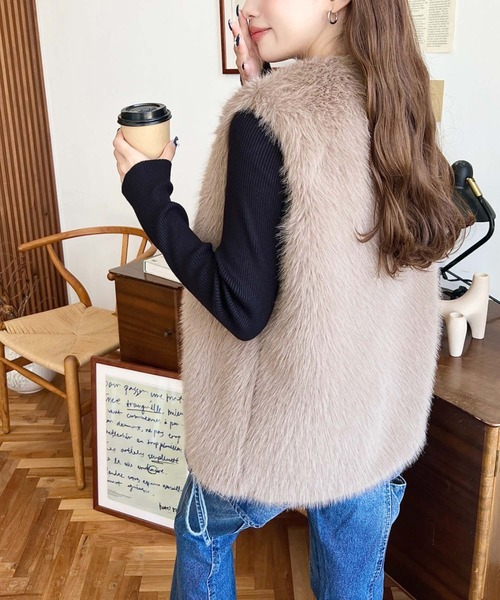 ♡フィラ♡フード付きファーベスト♡ 着画あり☆フード付きファーベスト 4色展開 | celeste