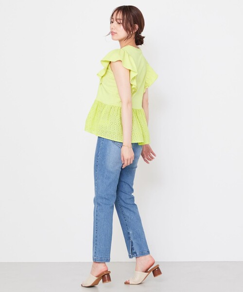Feroux(フェルゥ)の「【接触冷感・UVケア】カットワークペプラム カットソー(Tシャツ/カットソー・レディース・ブラック系/ライトグリーン系/ピンク系/ライトオレンジ系・F)」の7枚目の写真