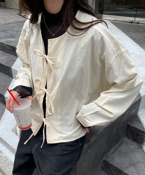 nemne store(ネンネストア)の「リボンシャツ(シャツ/ブラウス・レディース・ブラウン/ブルー/グリーン/アイボリー・フリー)」の9枚目の写真