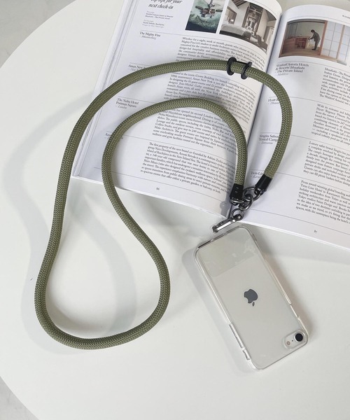 AS KNOW AS plus（アズノゥアズプラス）の「futo コードストラップ（スマホグッズ・レディース・ブラック/カーキ/ライトグリーン/ホワイト×ブラック/ブラック×ホワイト/ブルー/ブルー系その他/ホワイト×パープル/オレンジ系その他/ピンク系その他/グリーン系その他/コーラルピンク/パープル/ピンク・FREE）」の6枚目の写真