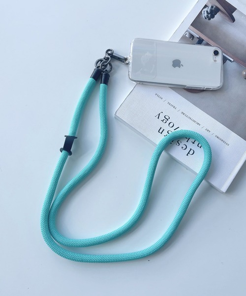 AS KNOW AS plus（アズノゥアズプラス）の「futo コードストラップ（スマホグッズ・レディース・ブラック/カーキ/ライトグリーン/ホワイト×ブラック/ブラック×ホワイト/ブルー/ブルー系その他/ホワイト×パープル/オレンジ系その他/ピンク系その他/グリーン系その他/コーラルピンク/パープル/ピンク・FREE）」の9枚目の写真